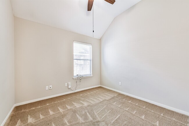 Building Photo - 13719 Rolling River Ln