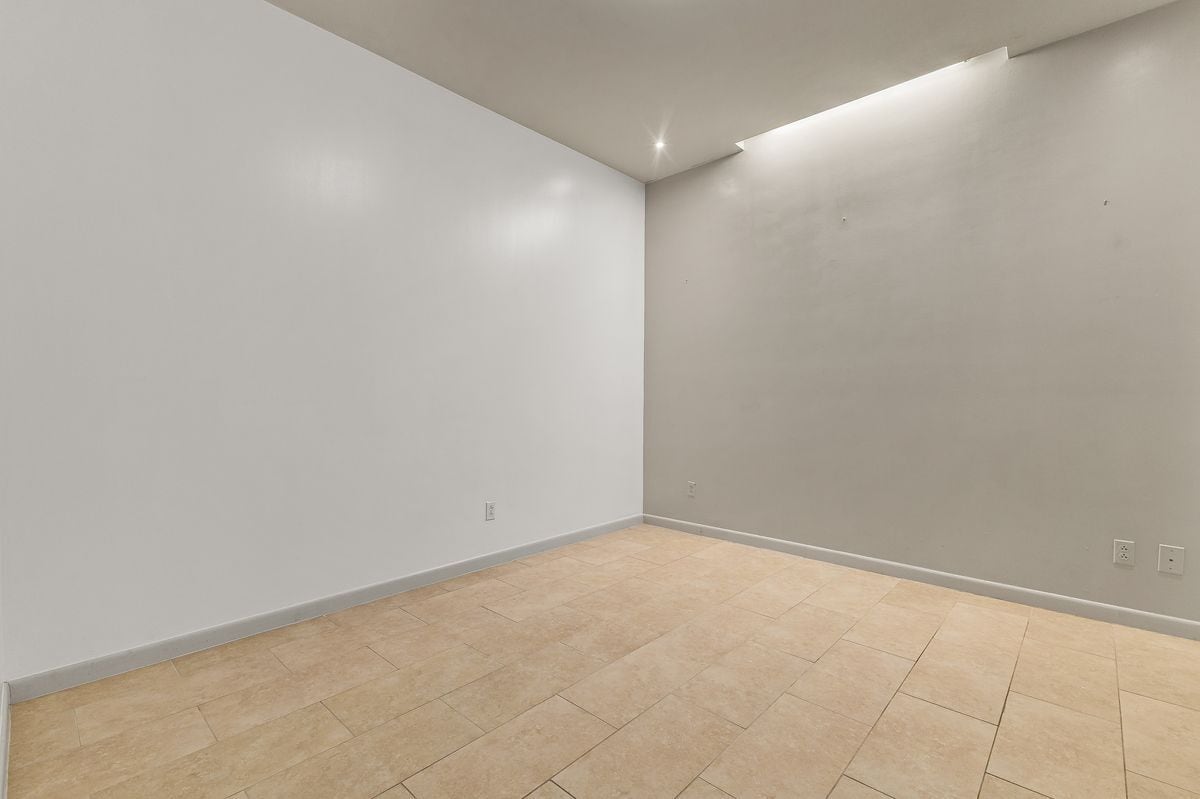 Building Photo - 17902 La Cantera Pkwy