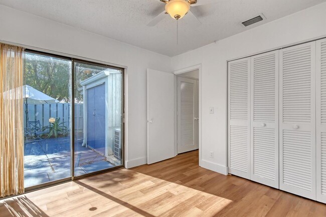 Building Photo - 241 NW 15th St