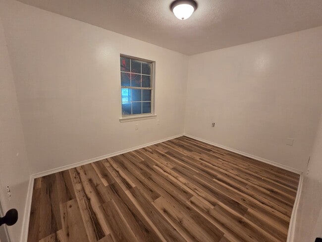 Building Photo - 5019 East St