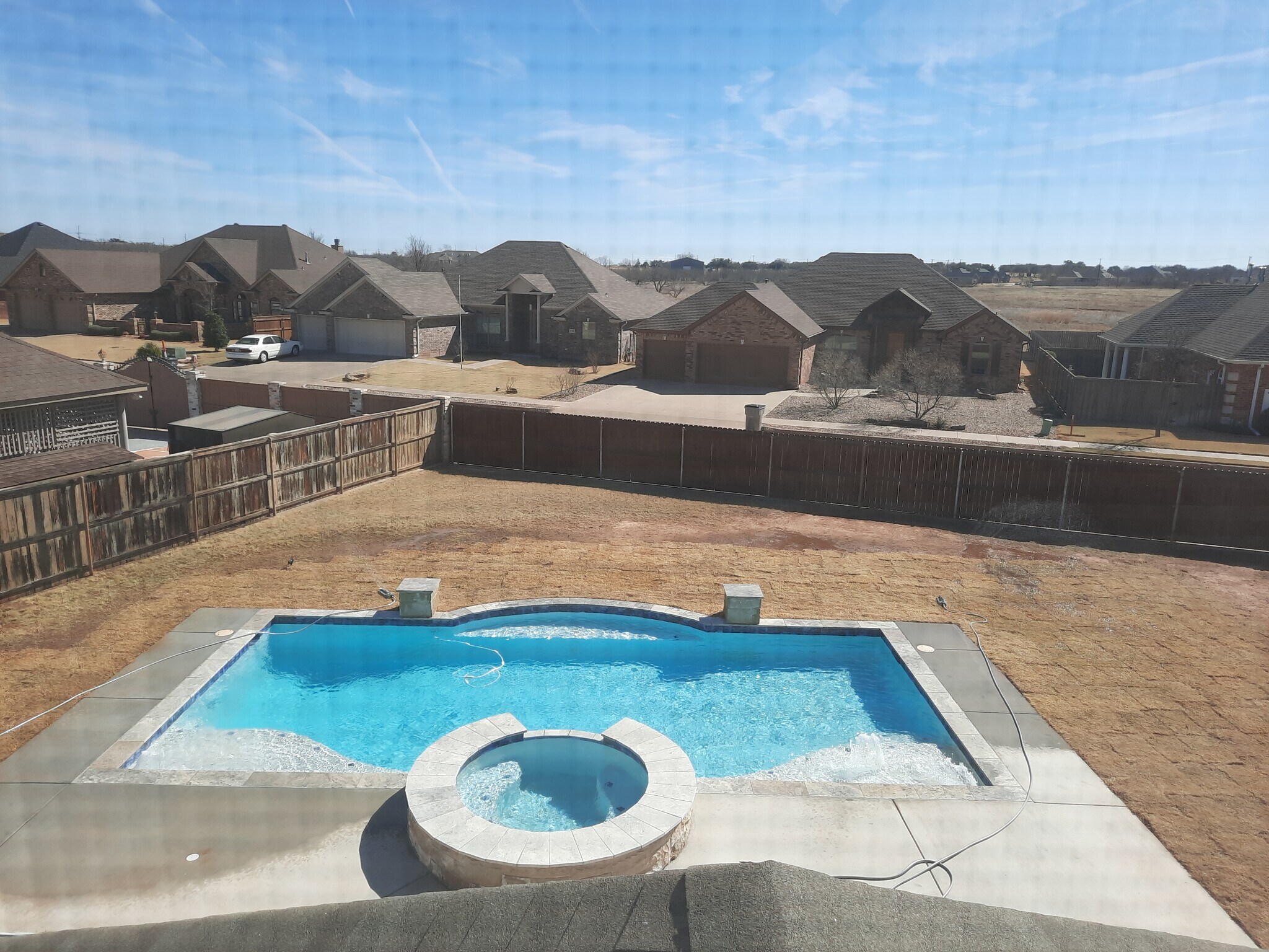 Building Photo - 1735 Woodridge Dr