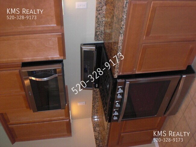 Building Photo - 14013 E Voss St