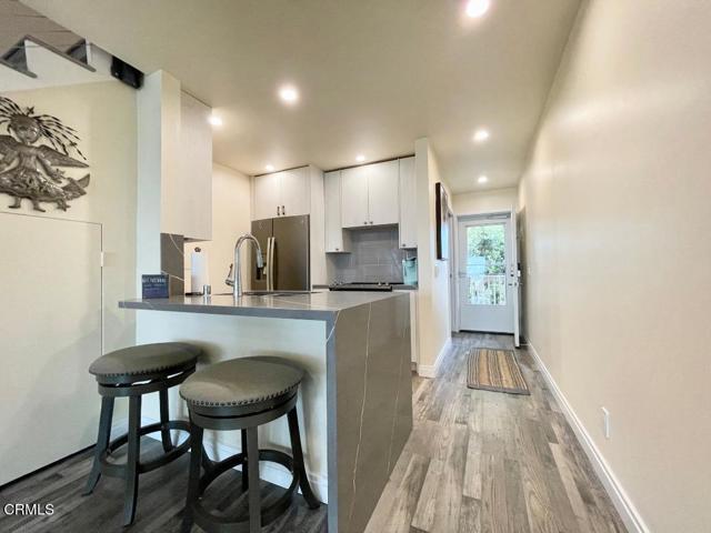 Building Photo - 343 E Surfside Dr