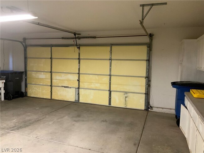 Building Photo - 216 Red Cloud Terrace