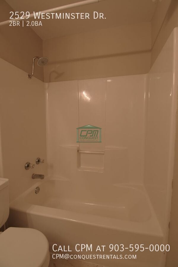 Building Photo - 2529 Westminster Dr