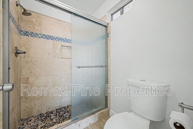 Building Photo - 5228 E Karen Dr