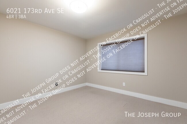 Building Photo - 6021 173rd Ave SE