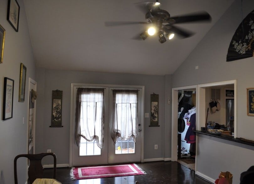 Family Room - 760 Sugarland Run Drive