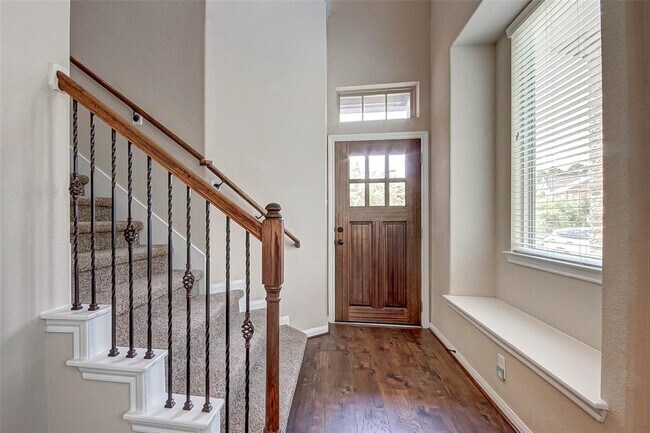 Building Photo - 26 Cheswood Manor Drive