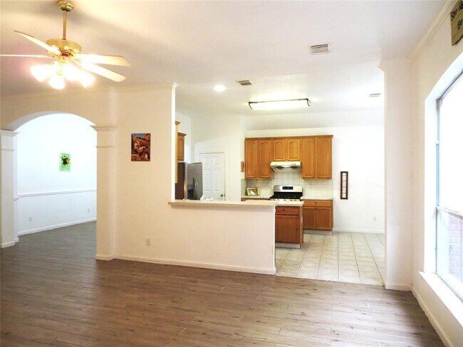 Building Photo - 13622 Anderson Woods Dr