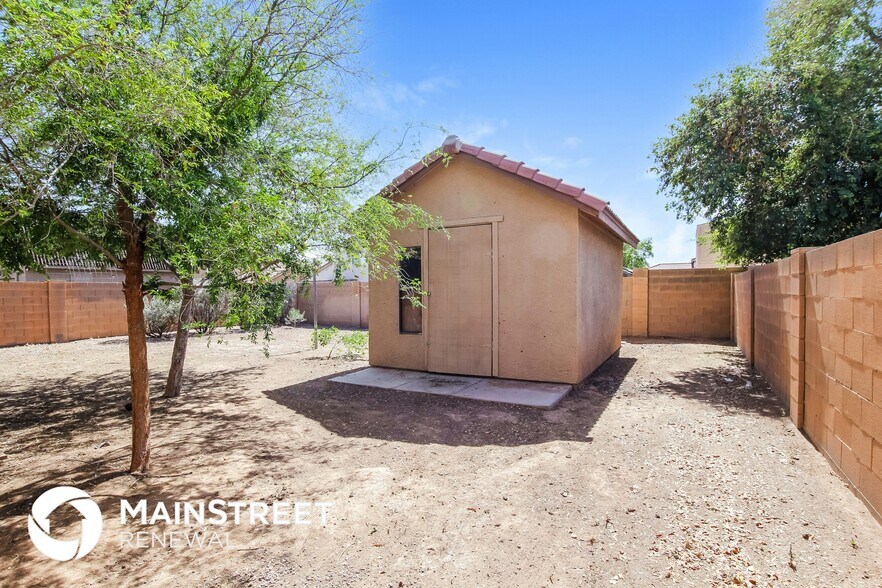 Building Photo - 12609 W Larkspur Rd
