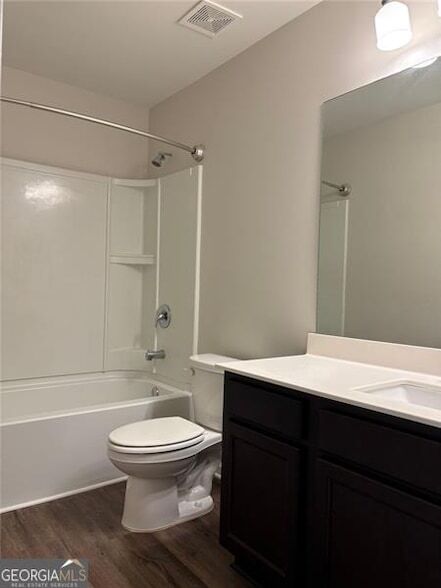 Building Photo - 368 Sinclair Way