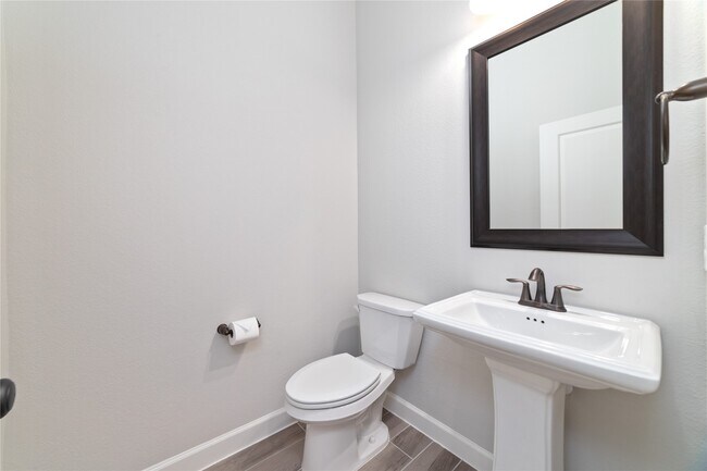 Building Photo - 11127 Bluewater Lagoon Cir