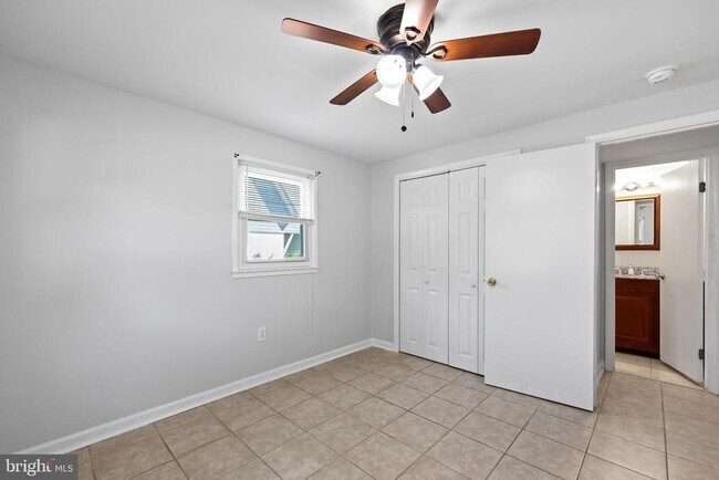 Building Photo - 13724 Lynhurst Dr