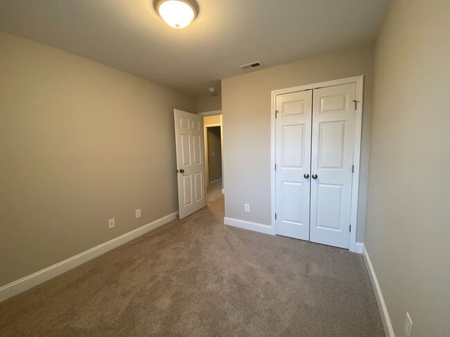Building Photo - 505 Stone Crab Ln