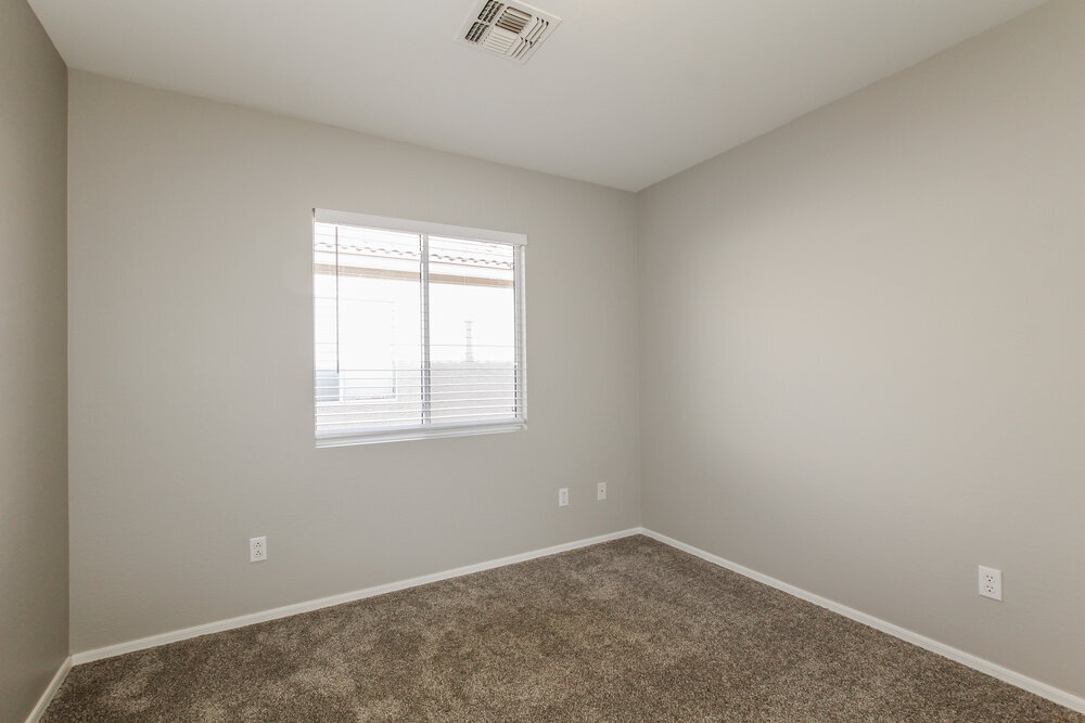 Building Photo - 12438 W Willow Ave