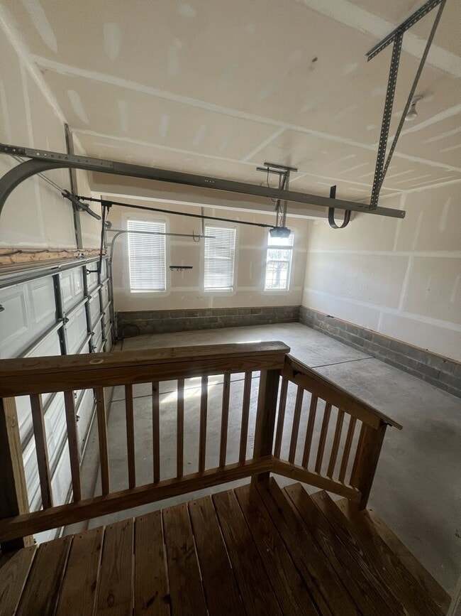 Building Photo - 13600 Warwick Longbay Dr