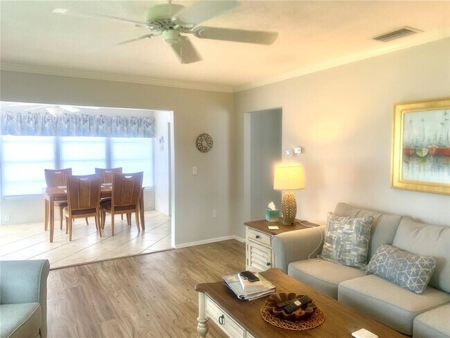 Building Photo - 2310 Canalbluff Pl