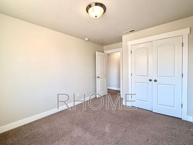 Building Photo - 4102 W 1800 N