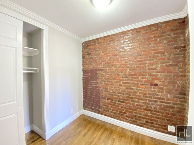 Building Photo - E 13TH ST.