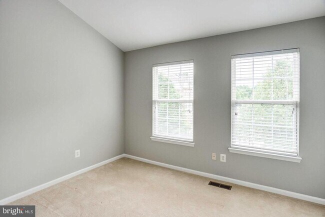 Building Photo - 12476 Casbeer Dr