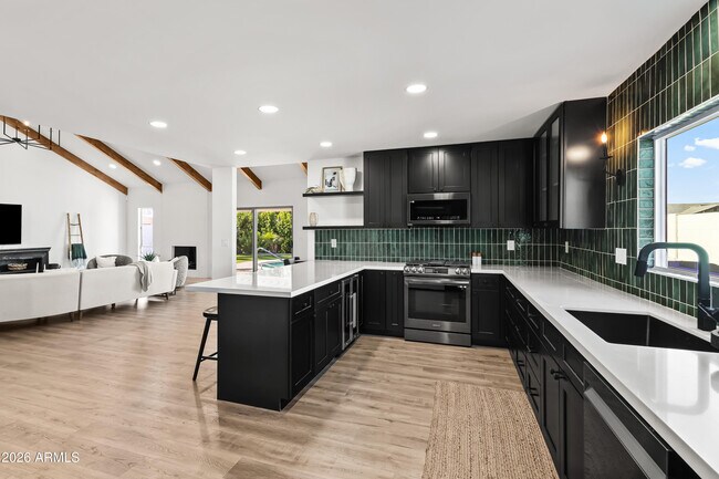 Building Photo - 7388 E Laredo Ln
