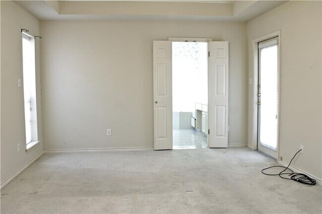 Building Photo - 4530 Oso Pkwy