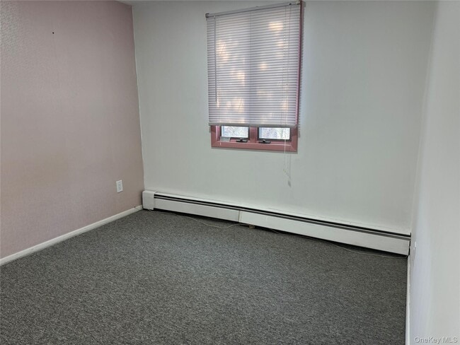 Building Photo - 10 Marsulin Dr