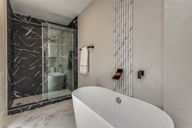 Building Photo - 900 Hillside Ln