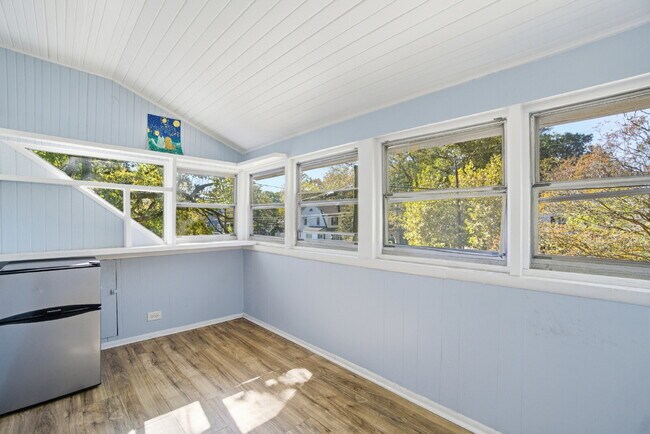 Building Photo - 4BR / 2BA House Near ODU