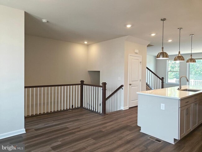 Building Photo - 9409 Barnes Lp