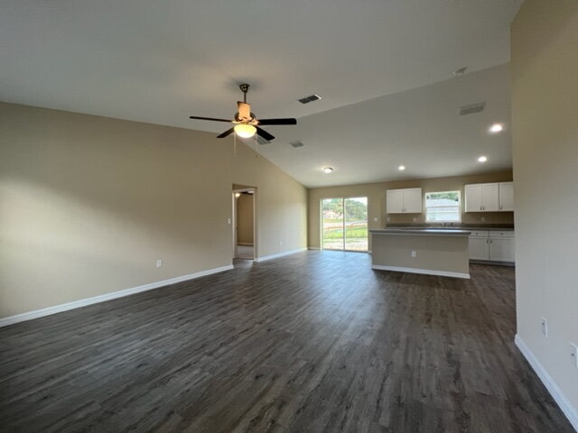 Building Photo - **Beautiful Home for Rent 3 Bd 2Bath