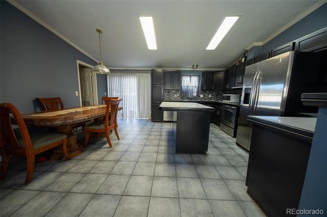 Building Photo - 5774 Clay St