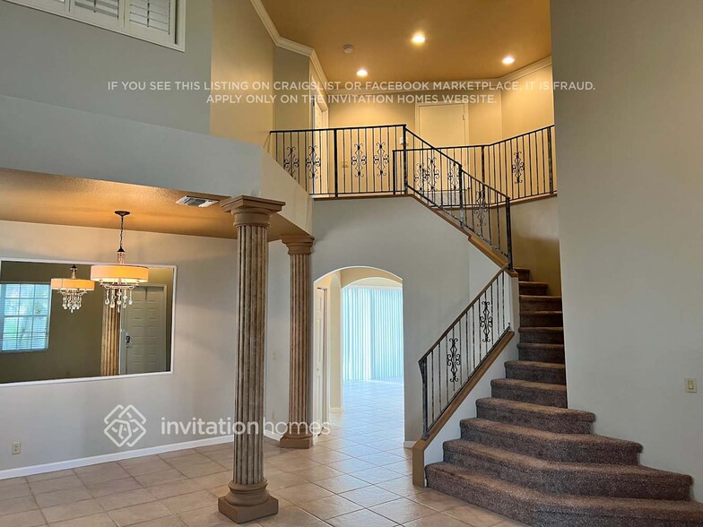 Building Photo - 107 Hidden Hollow Dr