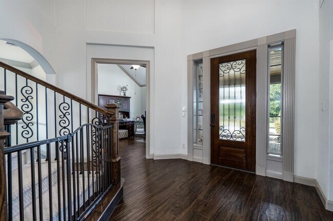 Building Photo - 18815 Ellis Bend Dr