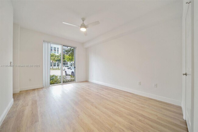Building Photo - 10170 SW 7th St