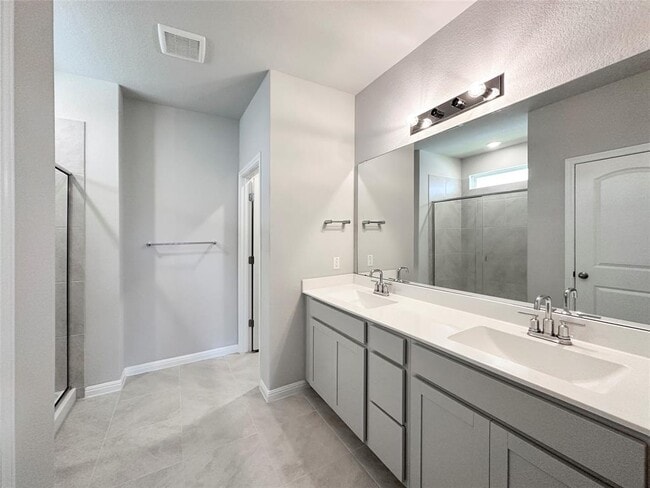 Building Photo - 409 Palo Brea Lp
