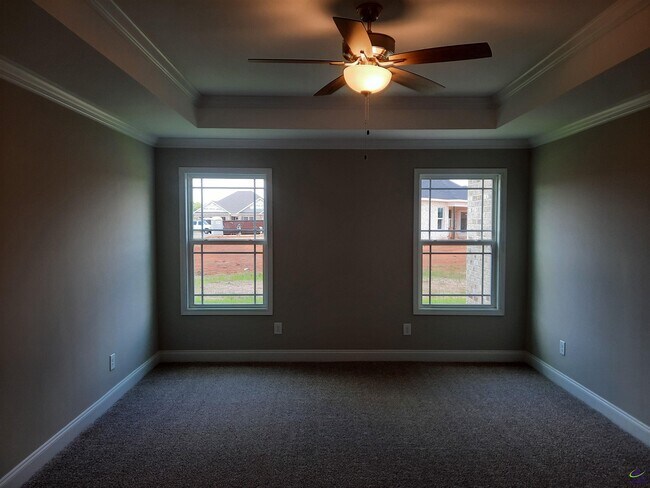 Building Photo - 312 Weston Dr