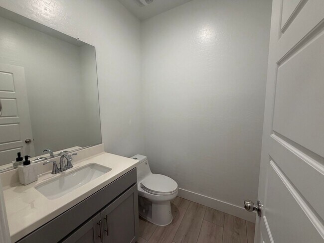 Building Photo - Stunning Build! Upgraded 3-Bed Home w/ 3-C...