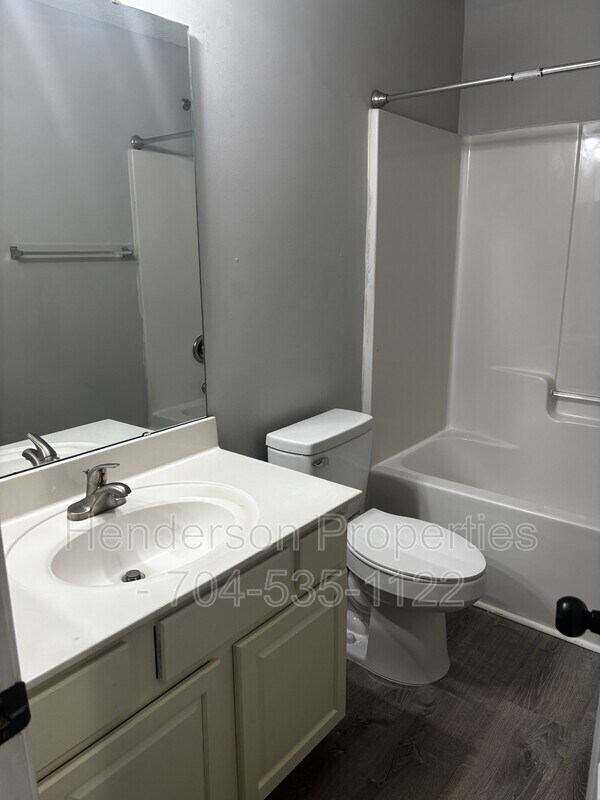 Building Photo - 6856 Cypress Tree Ln