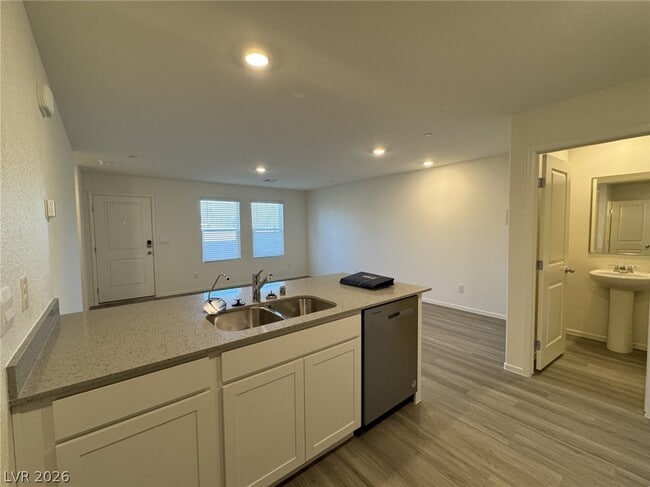 Building Photo - 5012 Apple Mesa Ave