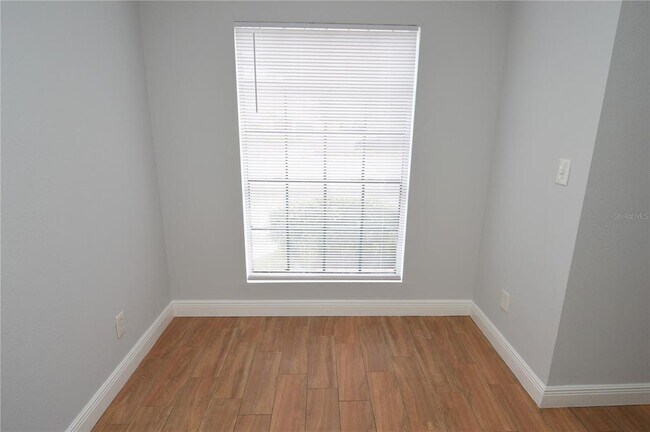 Building Photo - 8722 Mallard Reserve Dr
