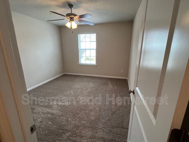 Building Photo - 606 Joiner Cir