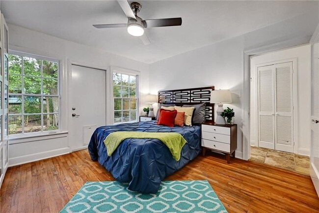 Building Photo - 3207 Breeze Terrace