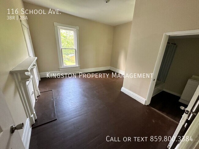 Building Photo - 116 School Ave