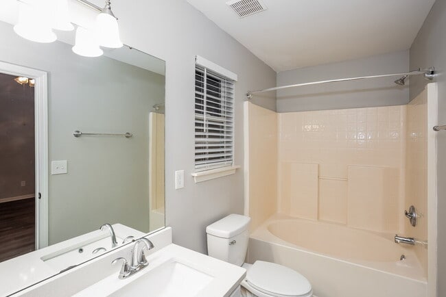 Building Photo - 8620 Warwick Crest Ln