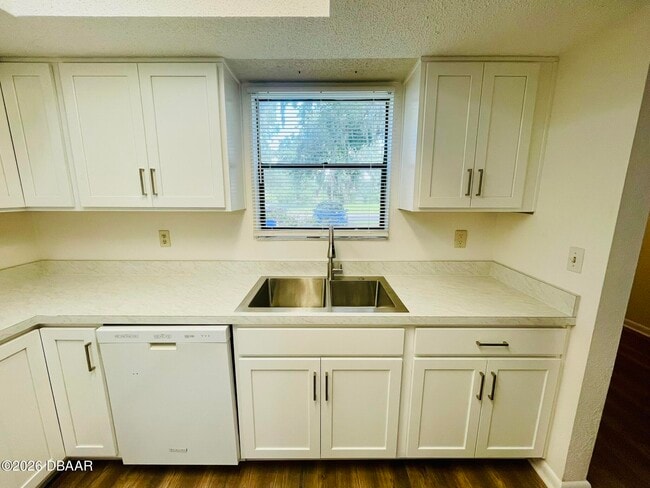 Building Photo - 112 Tomoka Meadows Blvd