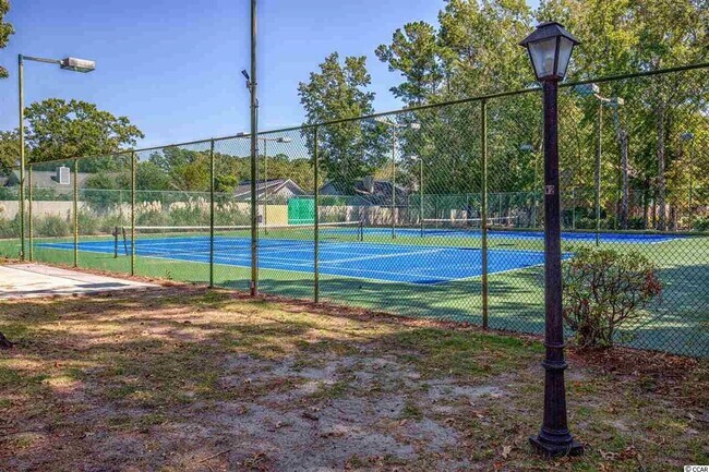 Building Photo - Large Townhome on 44th Avenue