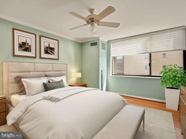 Building Photo - 2555 Pennsylvania Ave NW