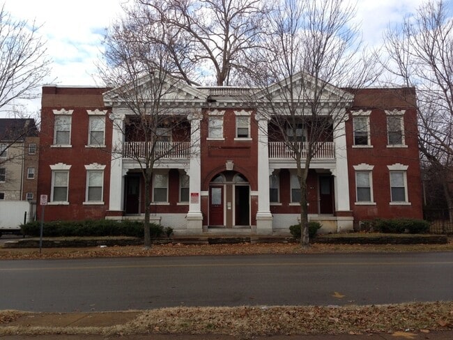 Building Photo - 855 Goodfellow Blvd